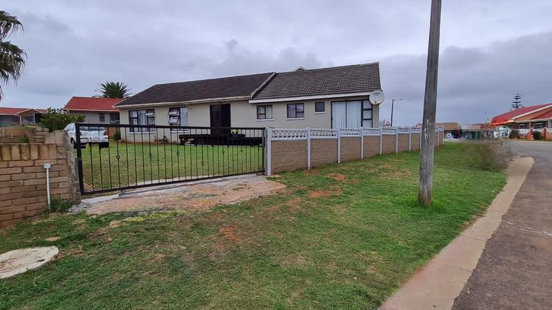 6 Bedroom Property for Sale in Mossel Bay Ext 26 Western Cape